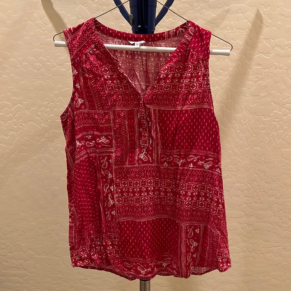 Sonoma Red Paisley Sleeveless Top